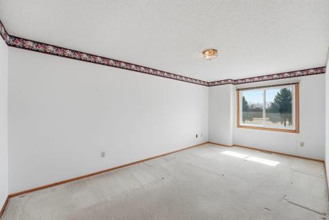 902 Evergreen Drive Burnsville MN 55337