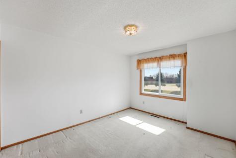902 Evergreen Drive Burnsville MN 55337