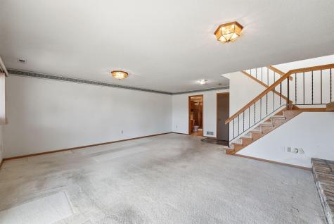 902 Evergreen Drive Burnsville MN 55337
