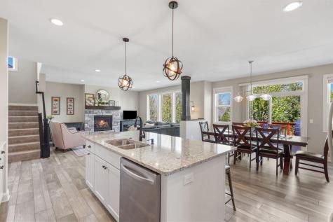776 Arbor Woods Road Victoria MN 55386
