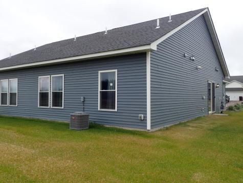 39872 Fallbrook Avenue North Branch MN 55056