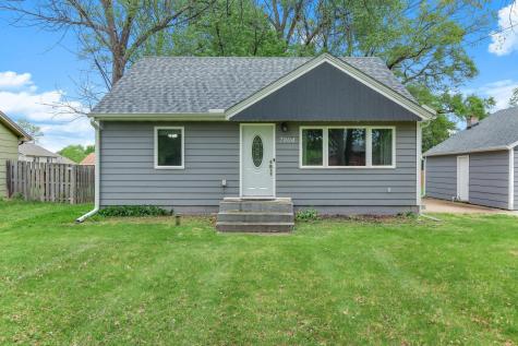 7804 Emerson Avenue N Brooklyn Park MN 55444