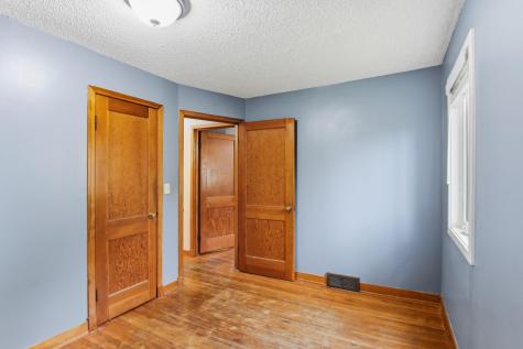 7804 Emerson Avenue N Brooklyn Park MN 55444