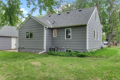 7804 Emerson Avenue N Brooklyn Park MN 55444