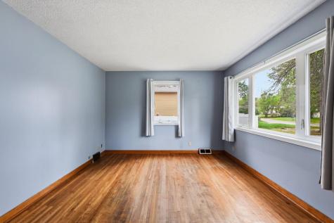 7804 Emerson Avenue N Brooklyn Park MN 55444