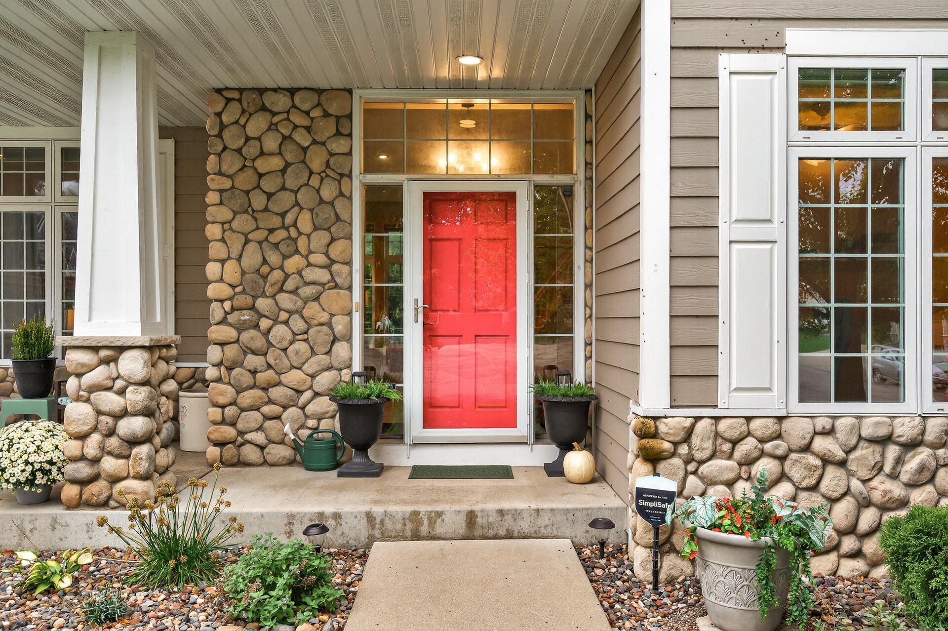 4725 138th Street W Apple Valley MN 55124