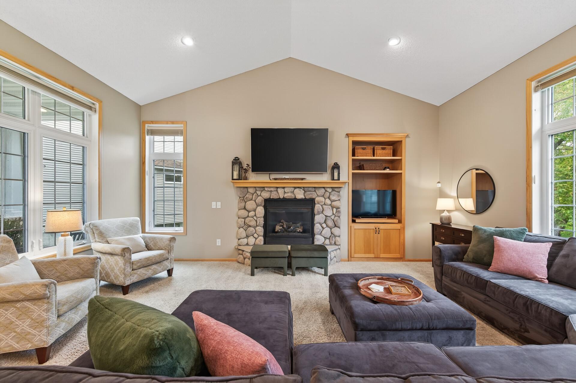 4725 138th Street W Apple Valley MN 55124