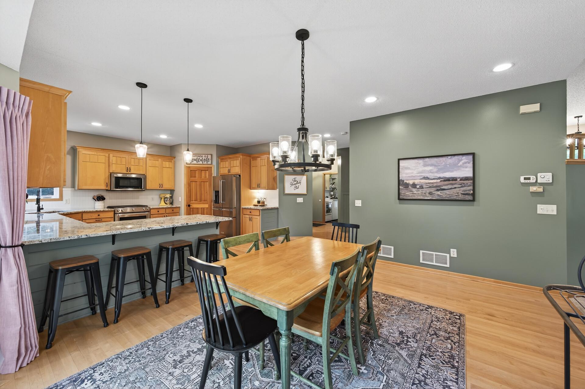 4725 138th Street W Apple Valley MN 55124