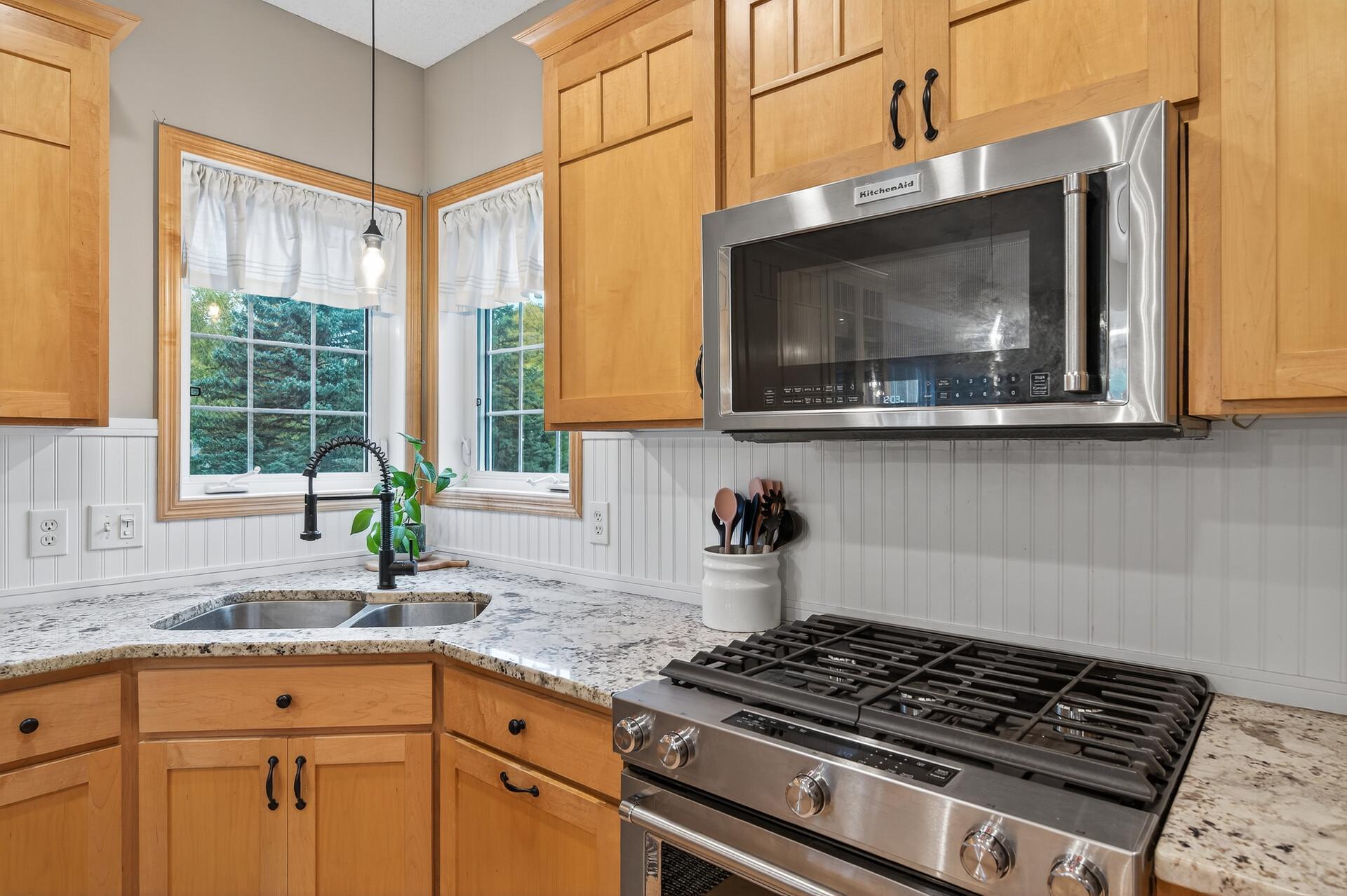 4725 138th Street W Apple Valley MN 55124