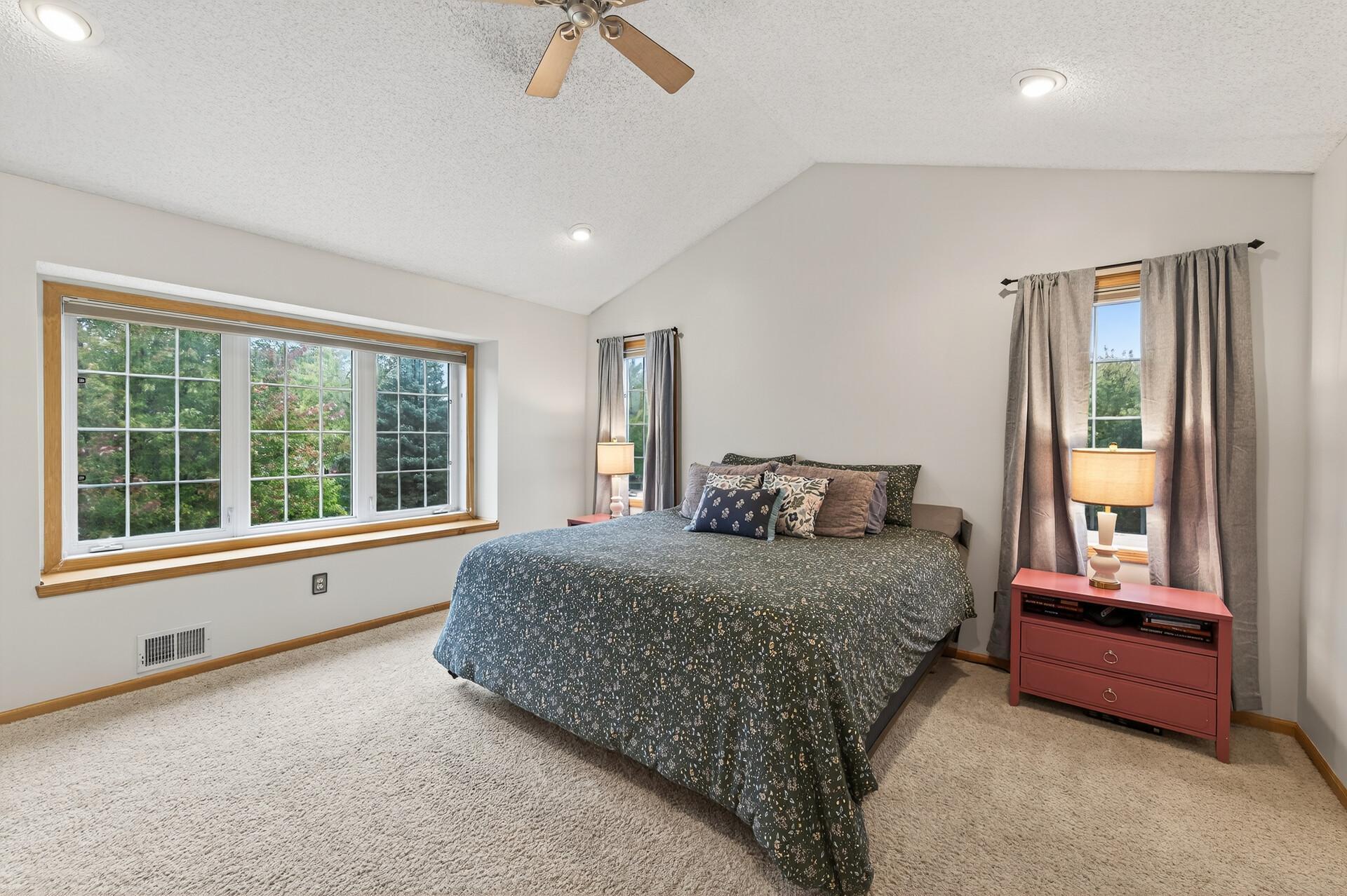 4725 138th Street W Apple Valley MN 55124