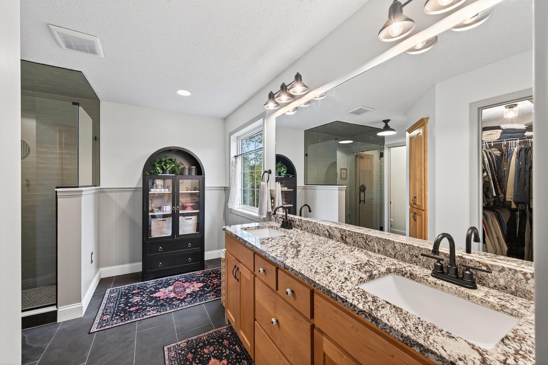 4725 138th Street W Apple Valley MN 55124