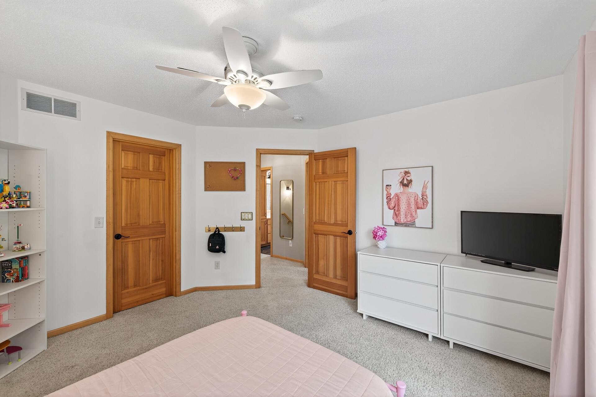 4725 138th Street W Apple Valley MN 55124