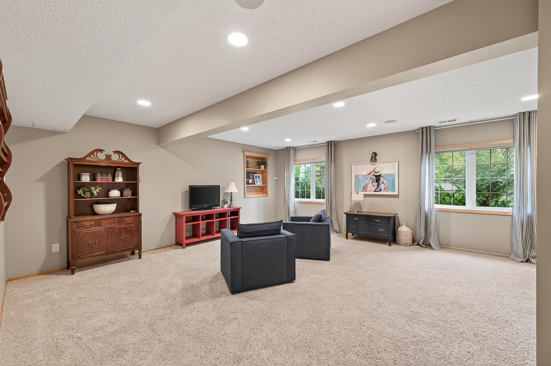 4725 138th Street W Apple Valley MN 55124