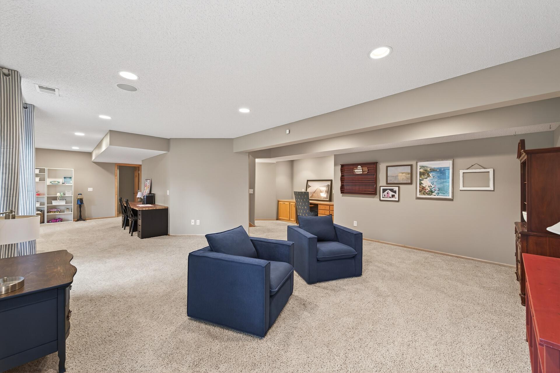 4725 138th Street W Apple Valley MN 55124