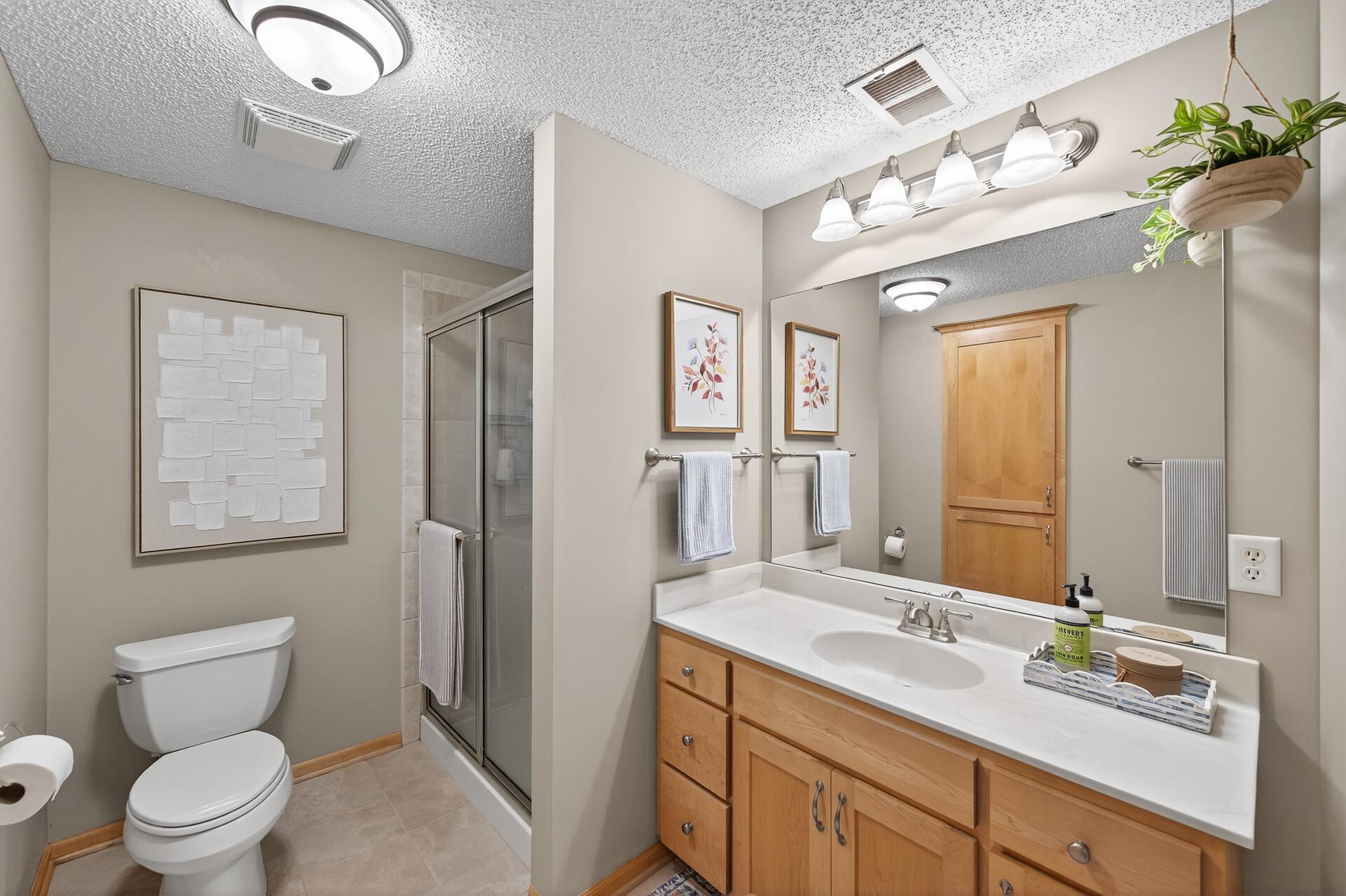 4725 138th Street W Apple Valley MN 55124