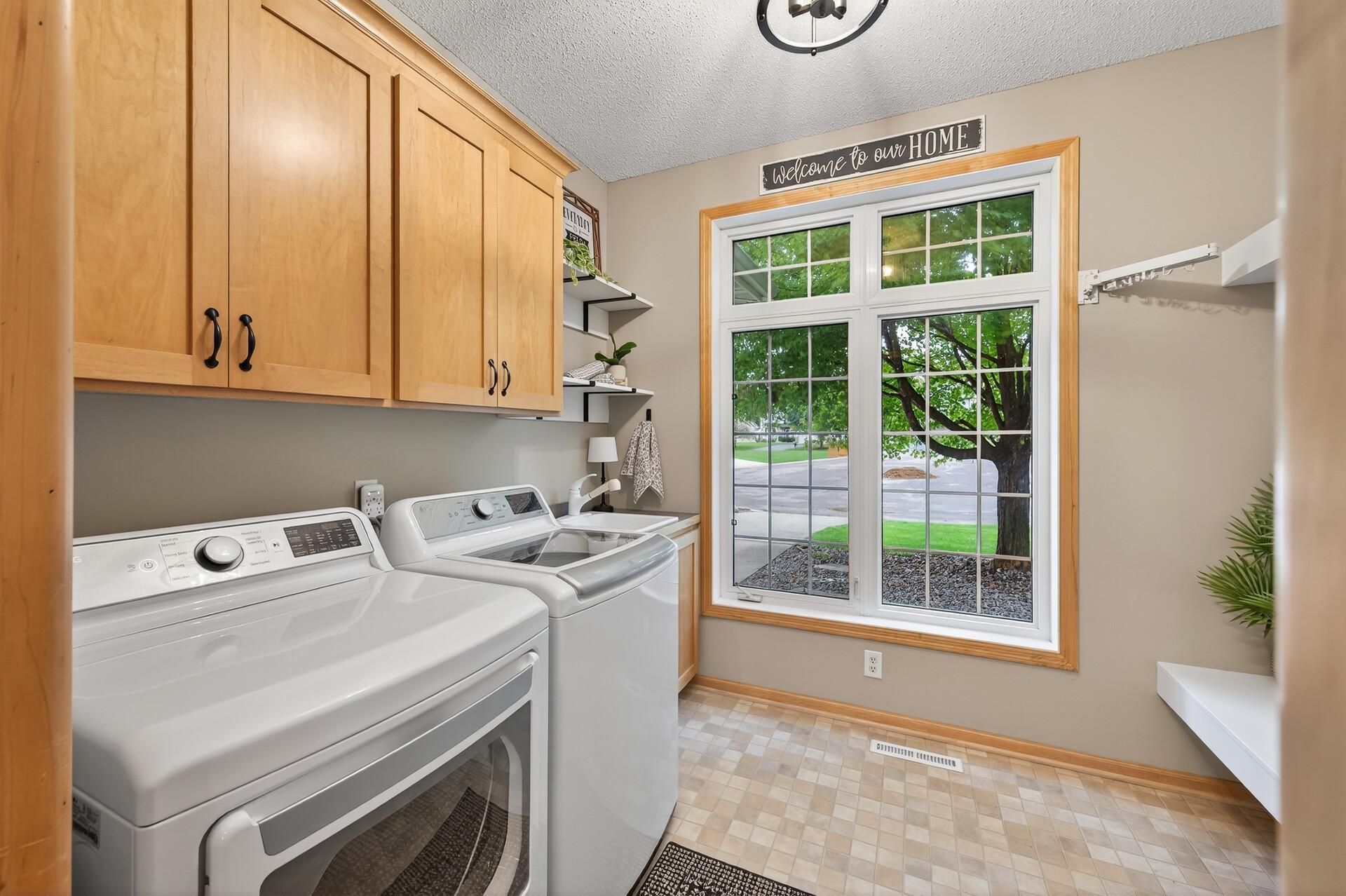 4725 138th Street W Apple Valley MN 55124