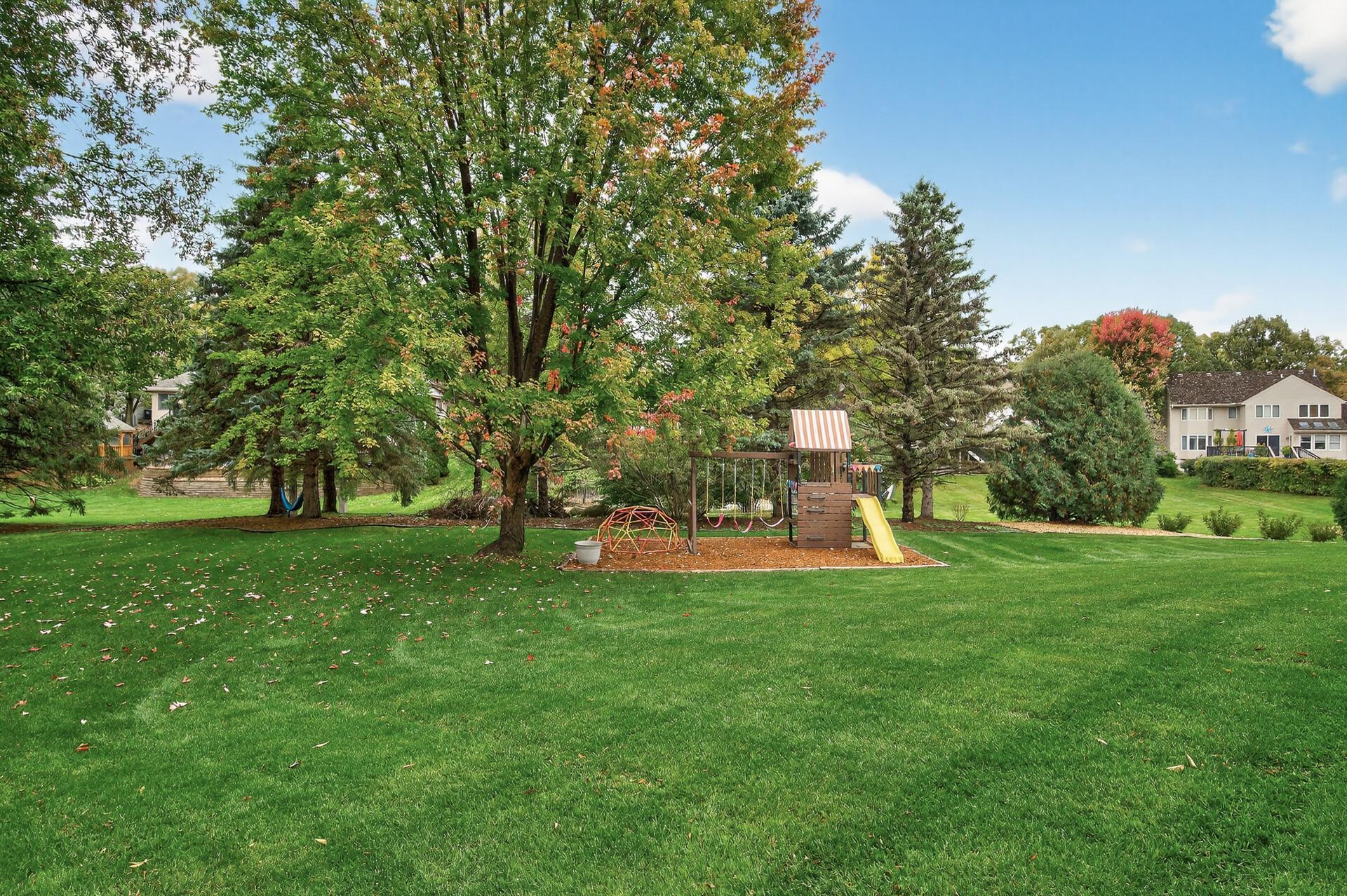 4725 138th Street W Apple Valley MN 55124