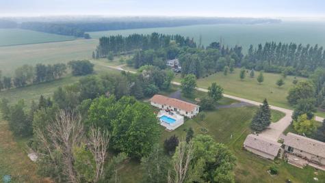 613 77th Avenue NW Moorhead MN 56560