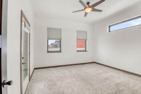 1153 45th Avenue S Moorhead MN 56560
