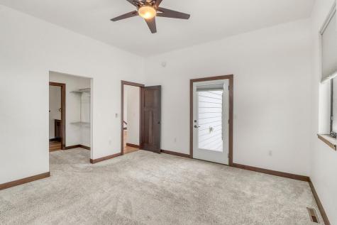 1153 45th Avenue S Moorhead MN 56560