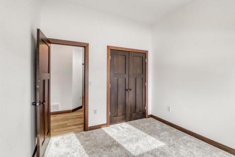 1153 45th Avenue S Moorhead MN 56560