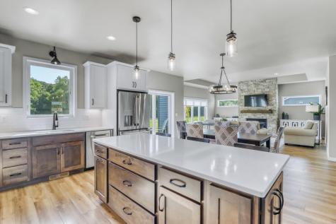 6910 2nd Street NW Moorhead MN 56560