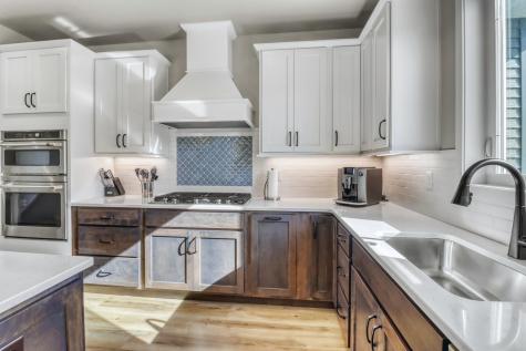 6910 2nd Street NW Moorhead MN 56560