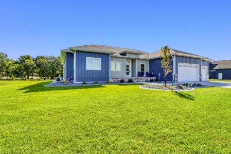 6910 2nd Street NW Moorhead MN 56560