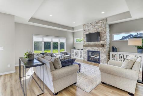 6910 2nd Street NW Moorhead MN 56560