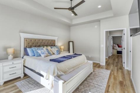 6910 2nd Street NW Moorhead MN 56560