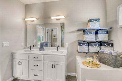 6910 2nd Street NW Moorhead MN 56560