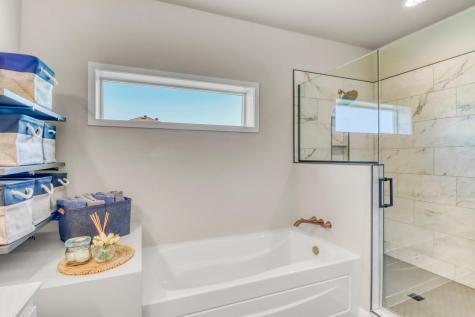 6910 2nd Street NW Moorhead MN 56560