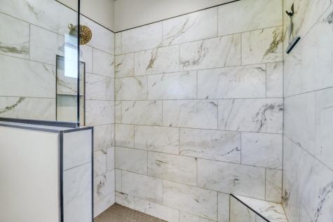 6910 2nd Street NW Moorhead MN 56560