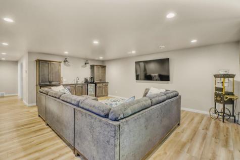 6910 2nd Street NW Moorhead MN 56560