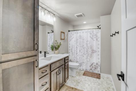 6910 2nd Street NW Moorhead MN 56560