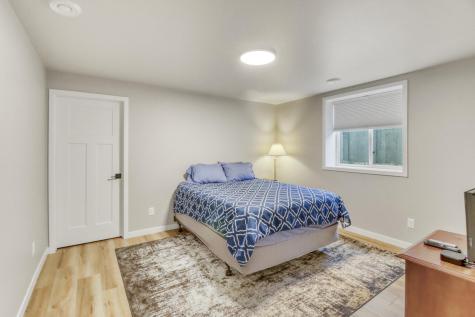 6910 2nd Street NW Moorhead MN 56560