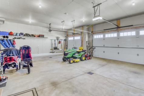 6910 2nd Street NW Moorhead MN 56560