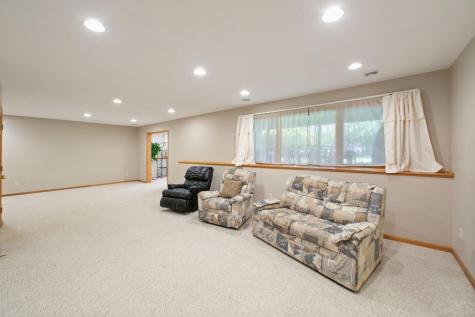 3612 104th Trail N Brooklyn Park MN 55443