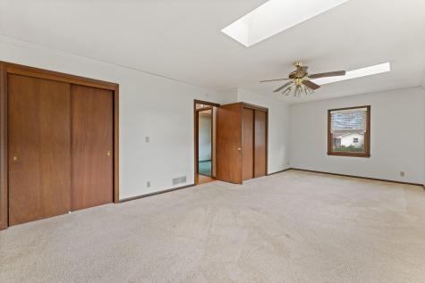 1249 8th Lane Anoka MN 55303