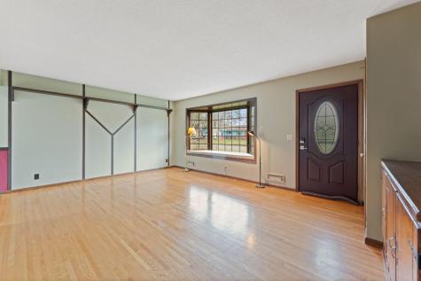 1249 8th Lane Anoka MN 55303