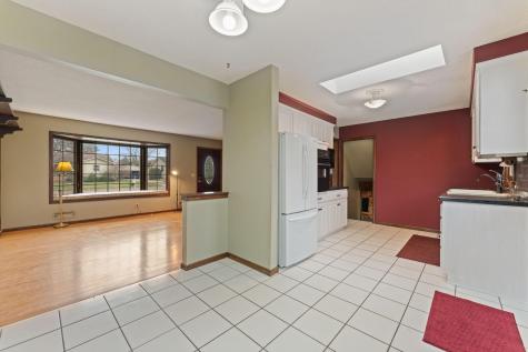 1249 8th Lane Anoka MN 55303