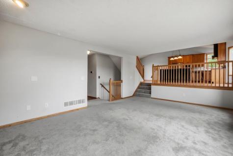 10664 58th Street NE Albertville MN 55301