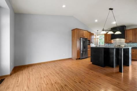 10664 58th Street NE Albertville MN 55301