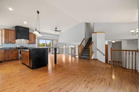 10664 58th Street NE Albertville MN 55301