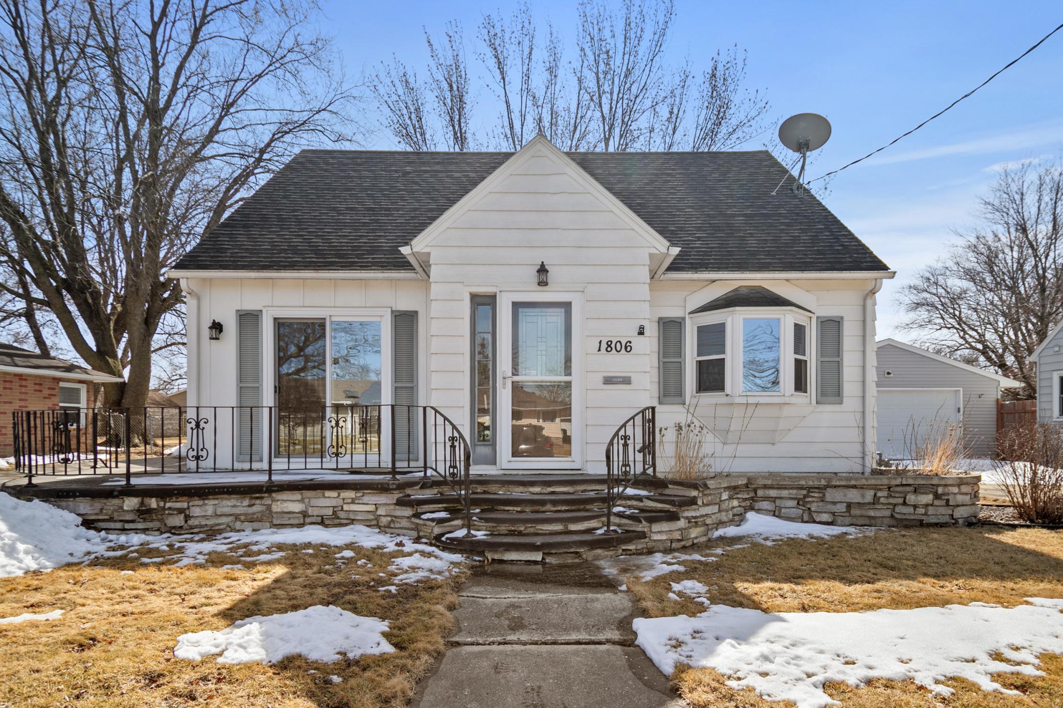 1806 1st Avenue NE Austin MN 55912