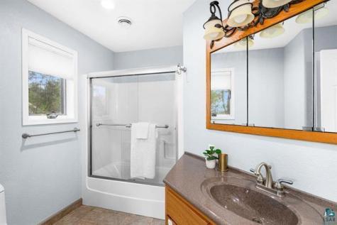4180 Waters Edge Drive Duluth MN 55803