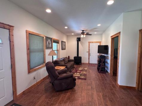 40255 10th Avenue Isle MN 56342