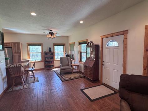 40255 10th Avenue Isle MN 56342