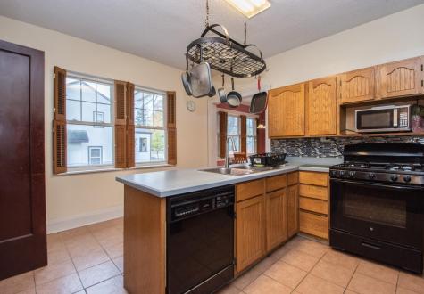 1112 University Drive S Fargo ND 58103