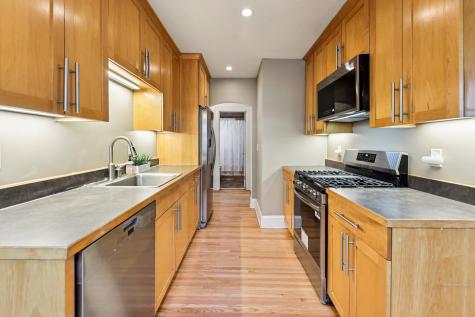 529 Saratoga Street S Saint Paul MN 55116